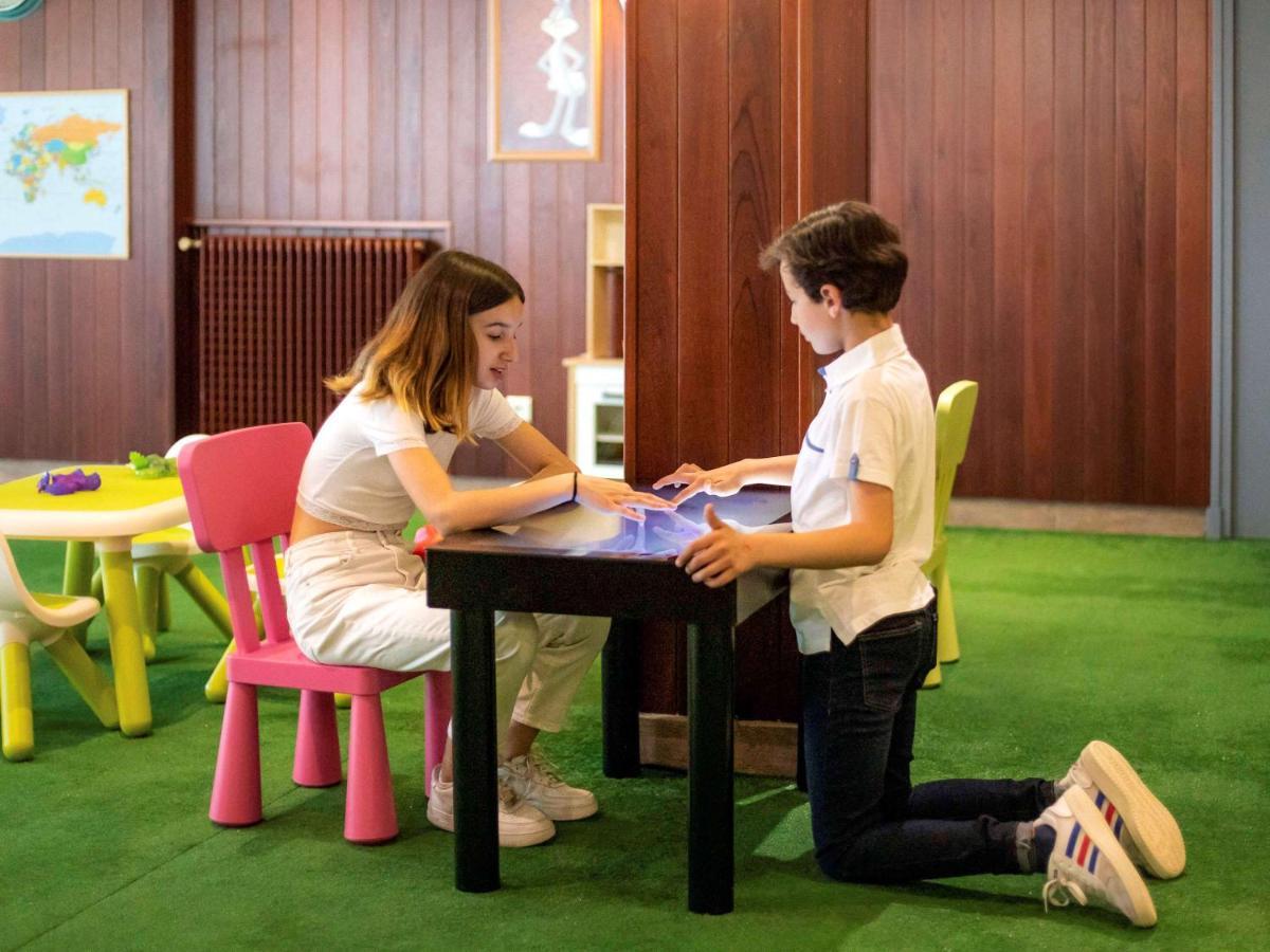Mercure Cabourg Hotel & Spa ภายนอก รูปภาพ