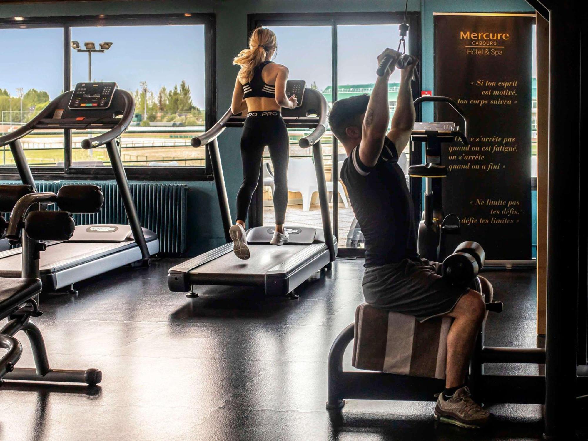 Mercure Cabourg Hotel & Spa ภายนอก รูปภาพ