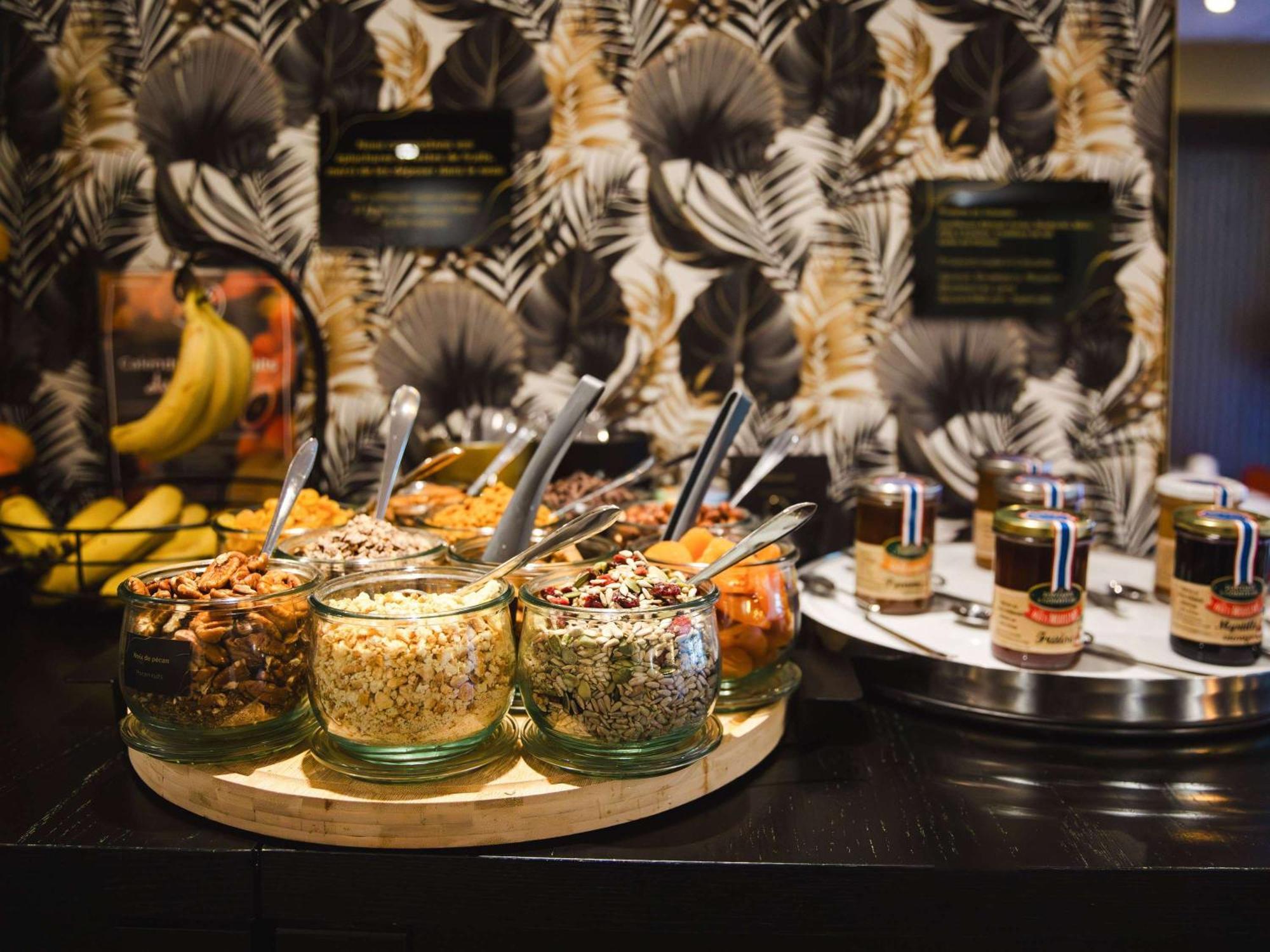 Mercure Cabourg Hotel & Spa ภายนอก รูปภาพ