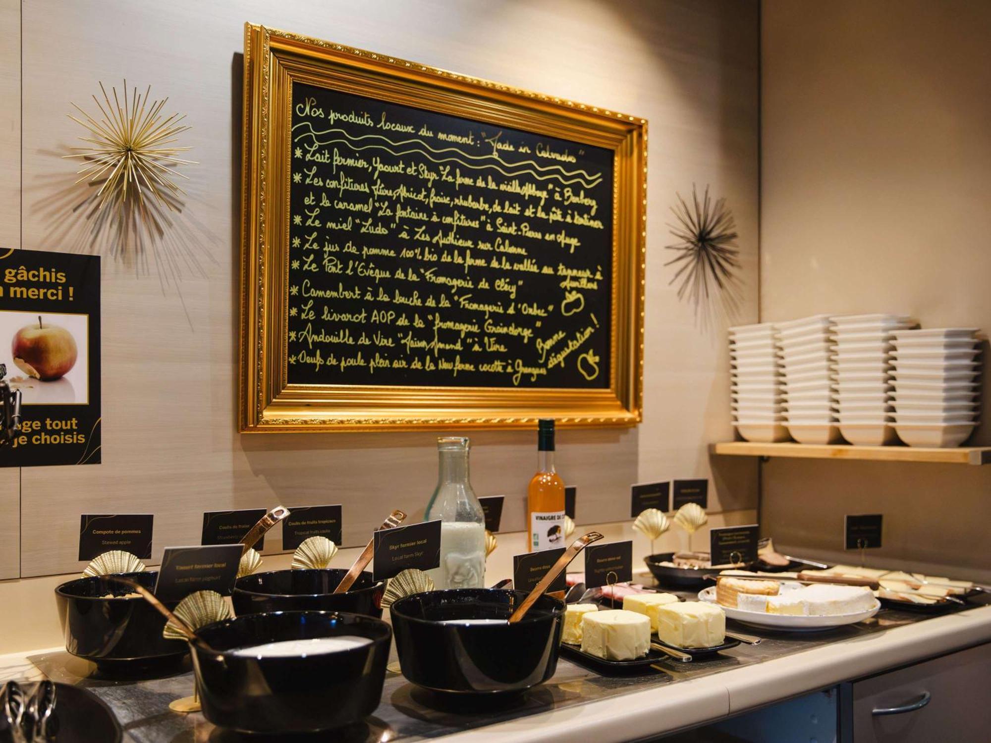 Mercure Cabourg Hotel & Spa ภายนอก รูปภาพ
